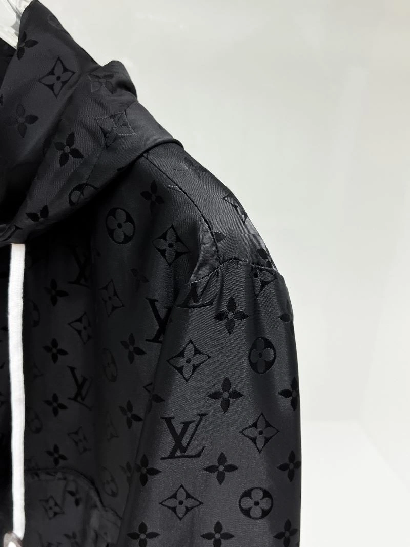 Louis Vuitton Outwear Lightweight 133836