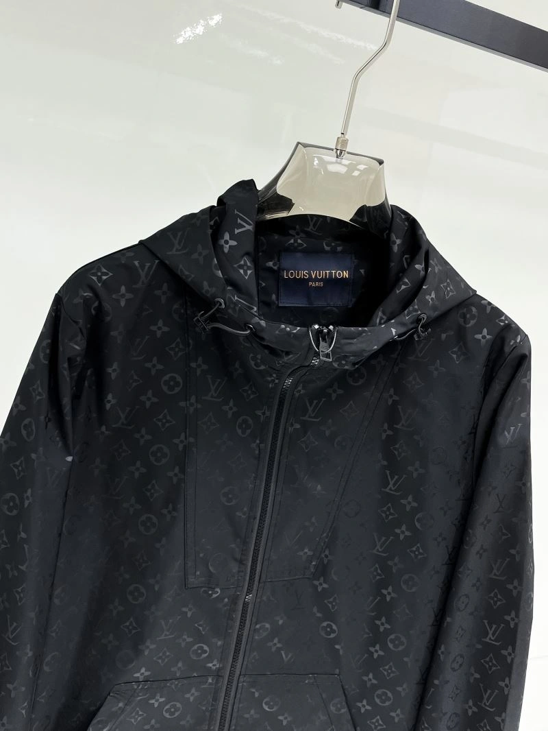 Louis Vuitton Outwear WellDesigned 133827
