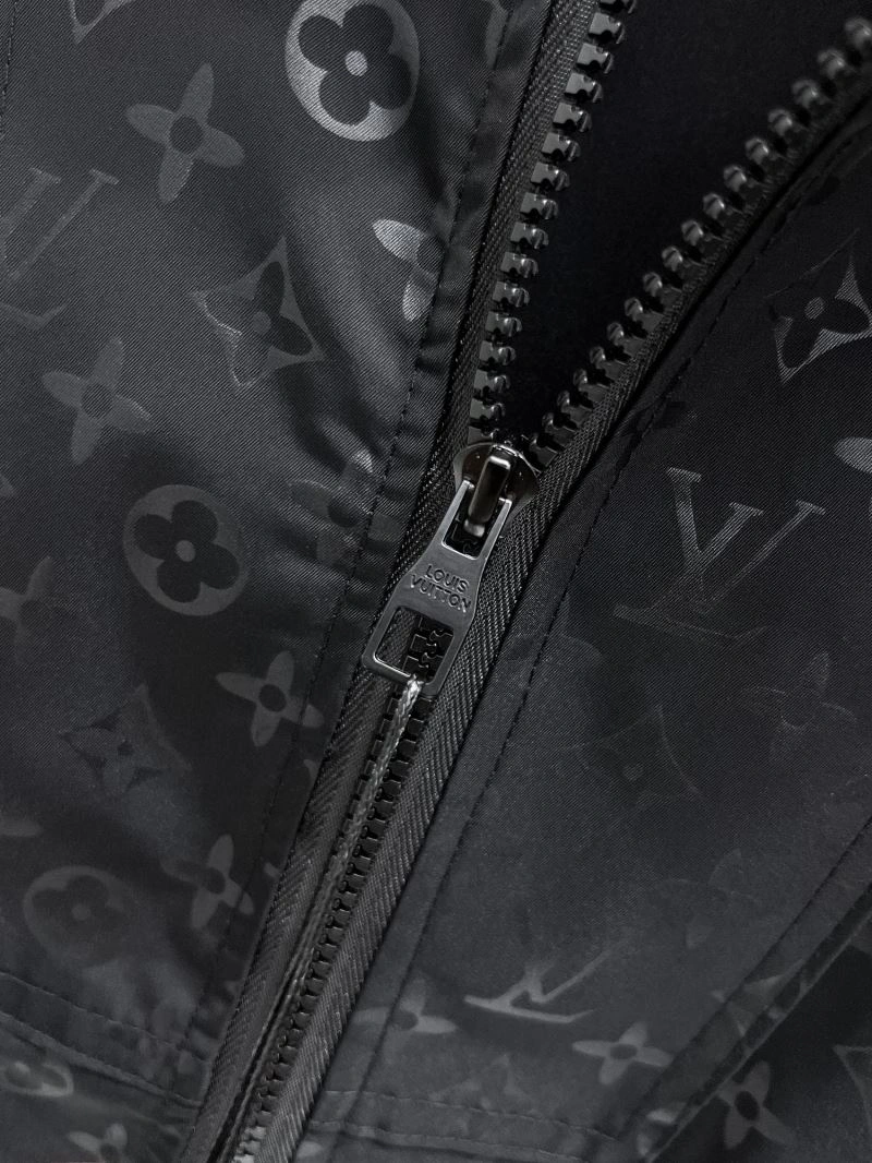 Louis Vuitton Outwear WellDesigned 133827