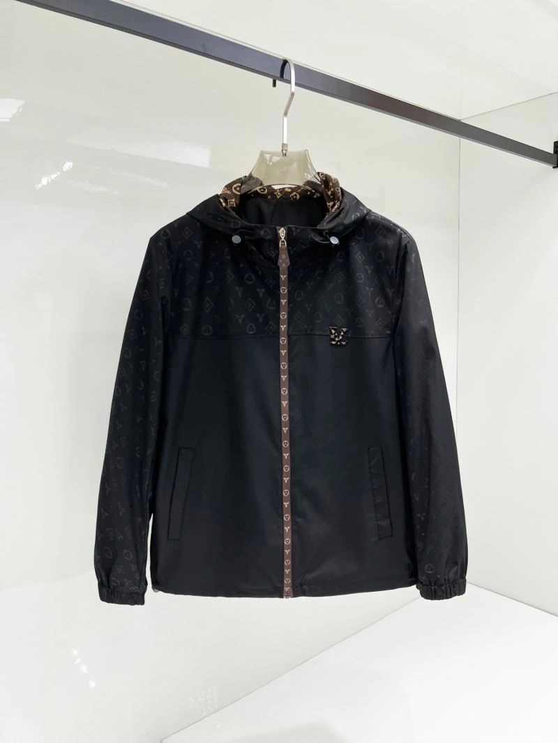 Soft Louis Vuitton Outwear 133811