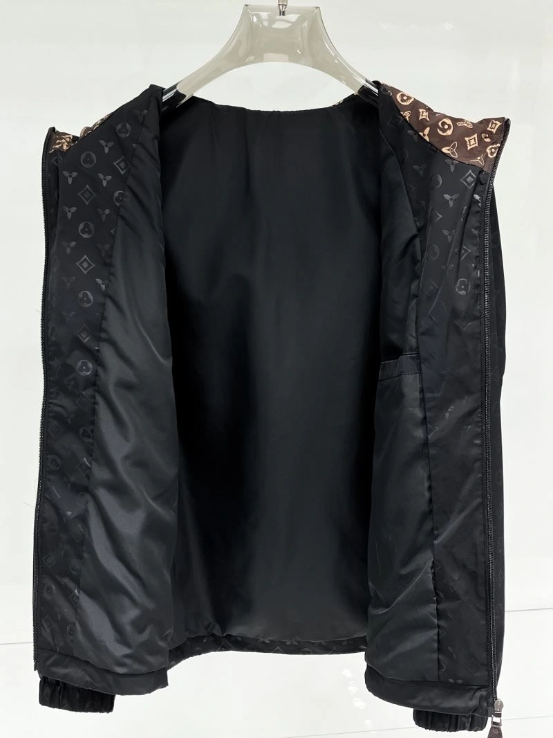Soft Louis Vuitton Outwear 133811