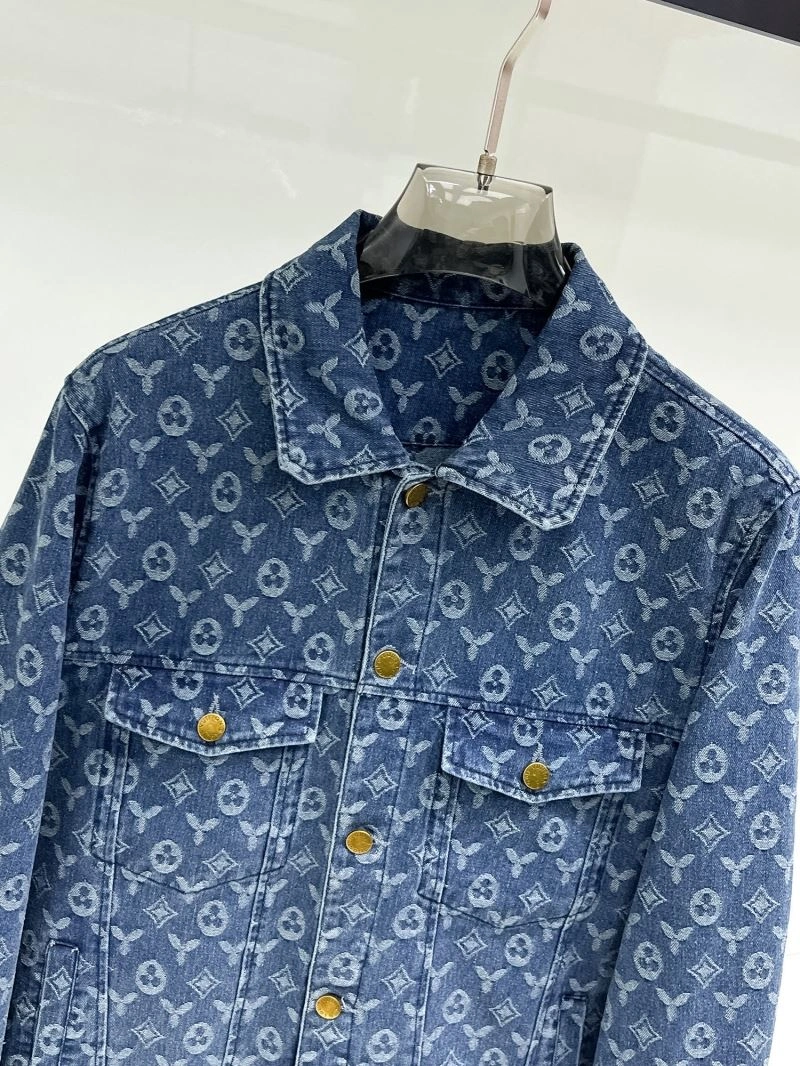 WrinkleFree Louis Vuitton Outwear 133821