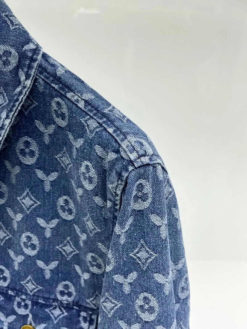 WrinkleFree Louis Vuitton Outwear 133821