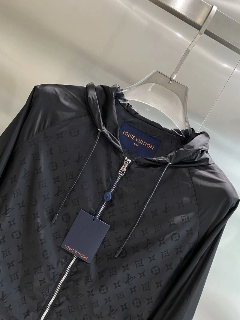 Comfortable Louis Vuitton Outwear 133820