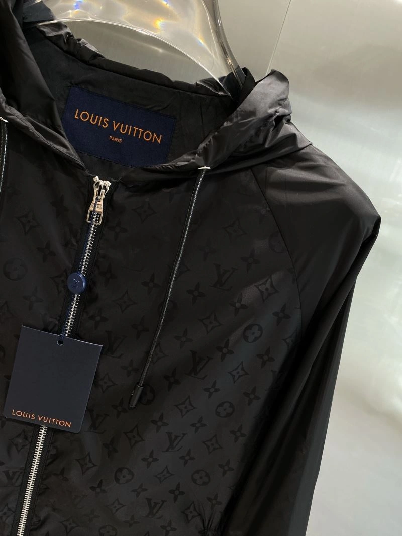 Comfortable Louis Vuitton Outwear 133820