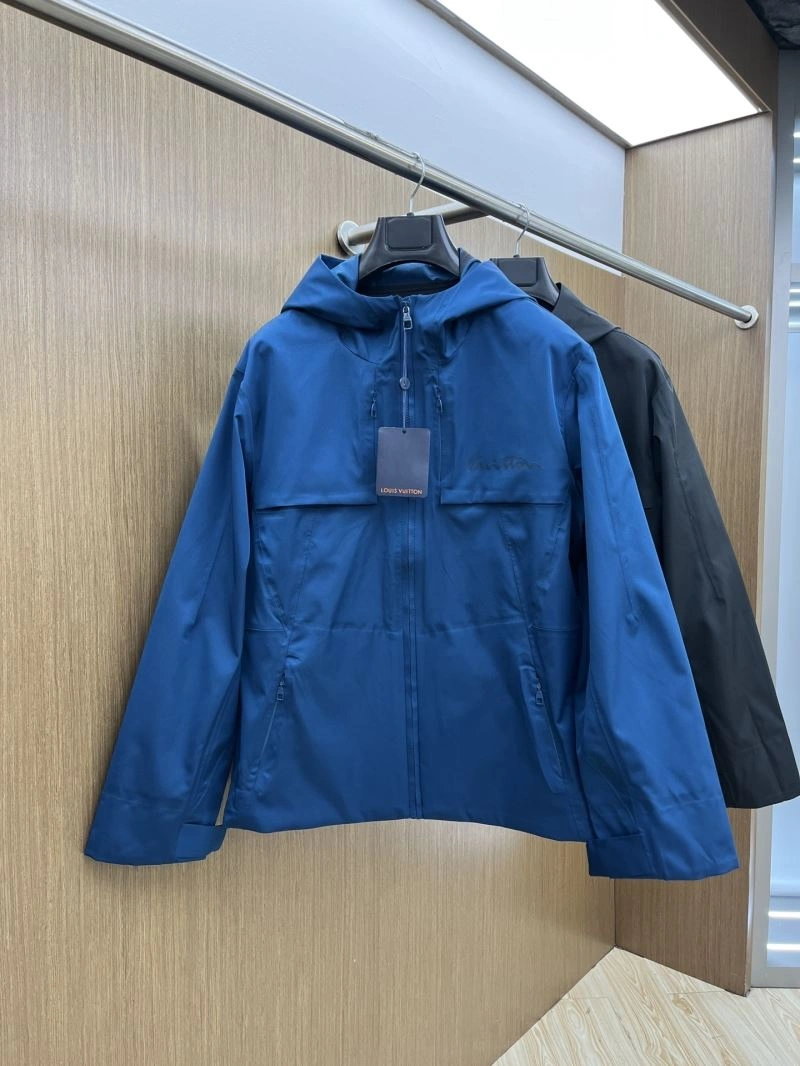 DailyWear Louis Vuitton Outwear 133803