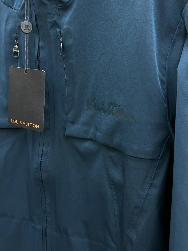 DailyWear Louis Vuitton Outwear 133803