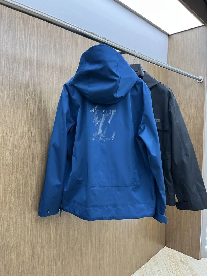 DailyWear Louis Vuitton Outwear 133803