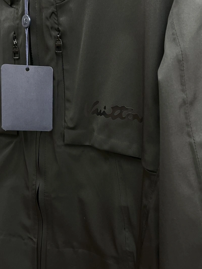 Louis Vuitton Outwear Minimalist 133805