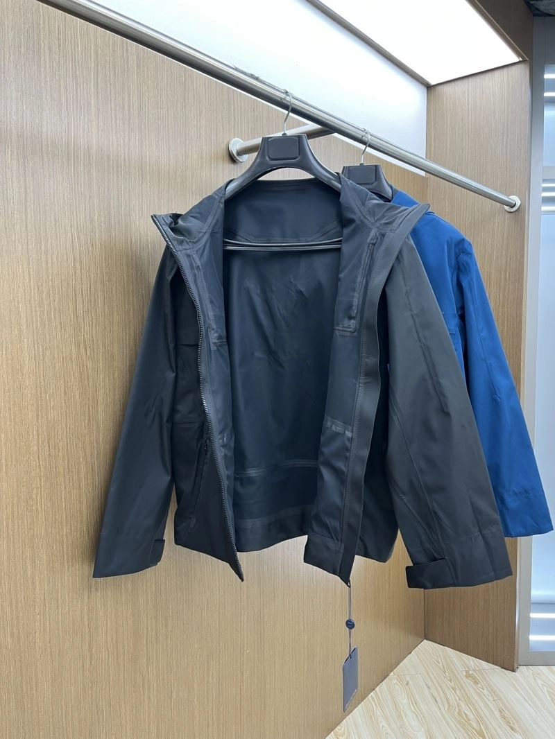 Louis Vuitton Outwear Minimalist 133805