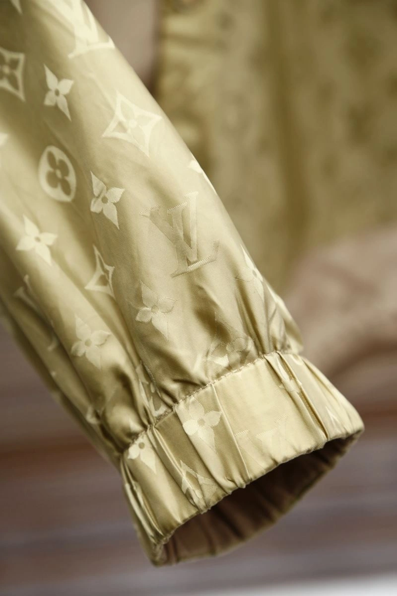Louis Vuitton Outwear Original 133816