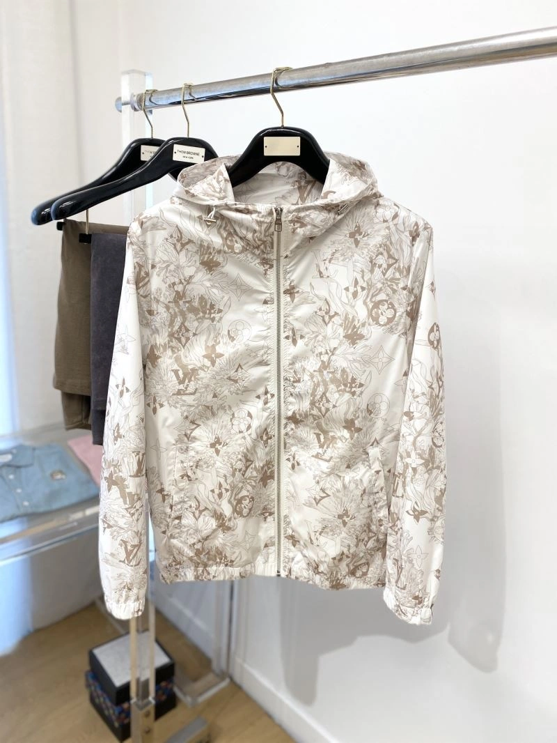 Louis Vuitton Outwear TimelessDesign 133806
