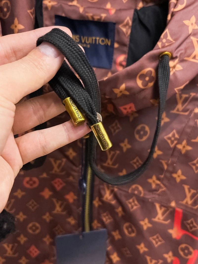 Vibrant Louis Vuitton Outwear 133826
