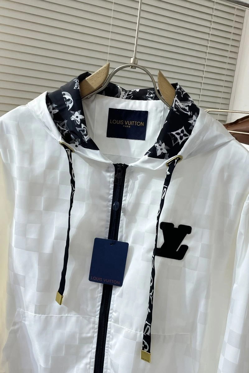 Louis Vuitton Outwear UrbanChic 133830