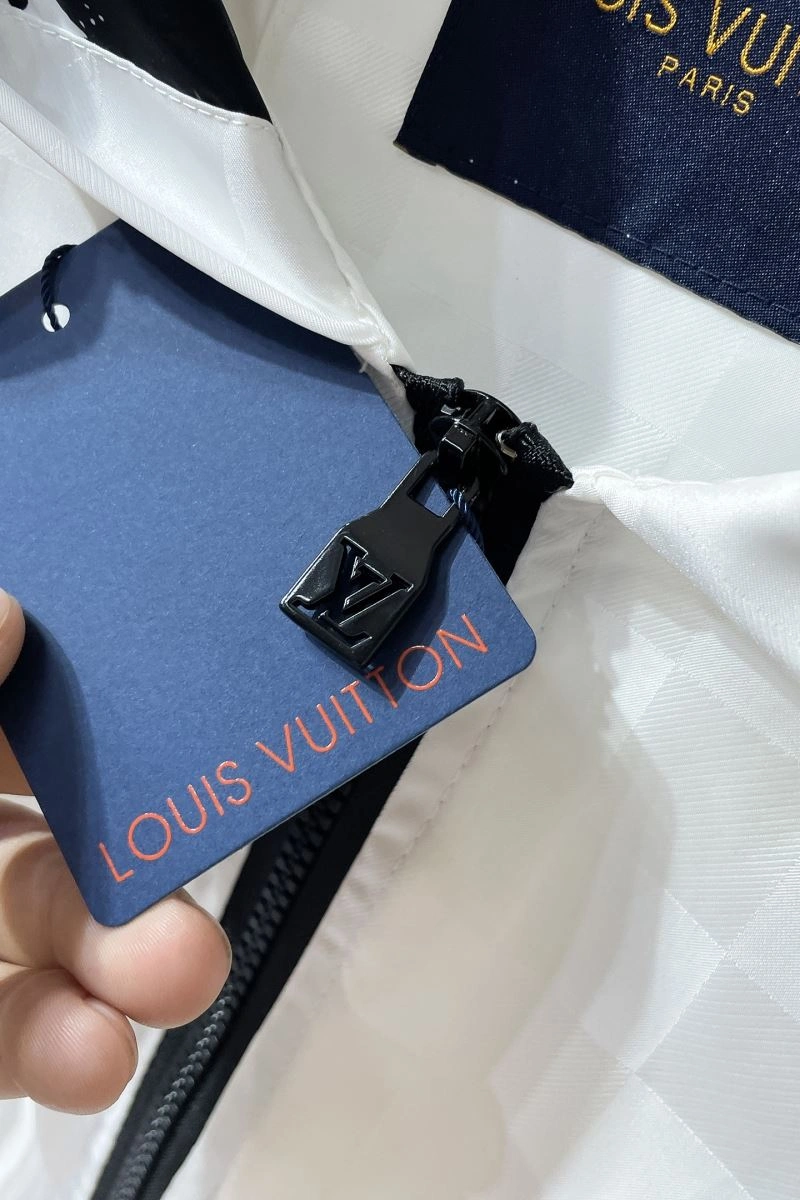Louis Vuitton Outwear UrbanChic 133830