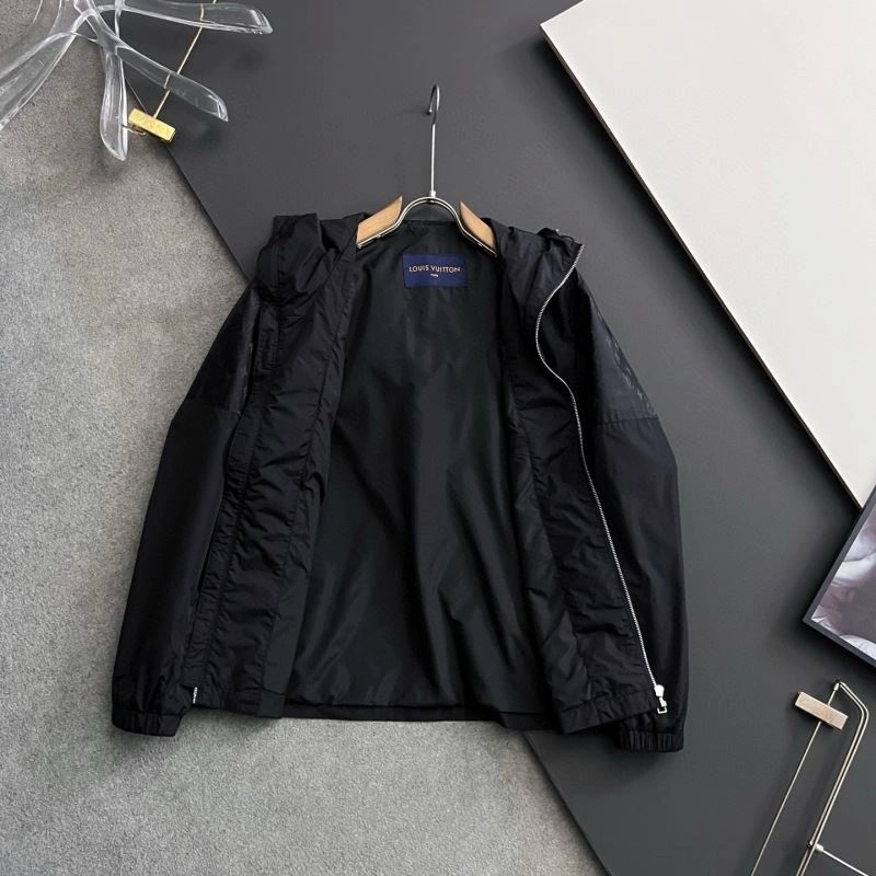 GoodFit Louis Vuitton Outwear 133822