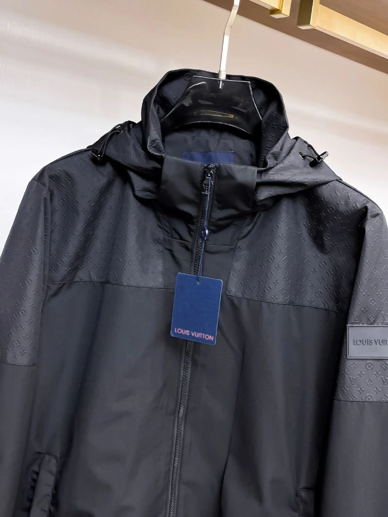 WrinkleFree Louis Vuitton Outwear 133829