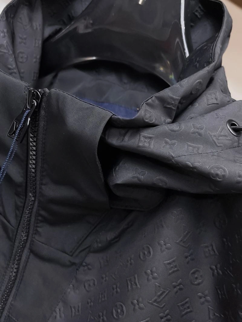 WrinkleFree Louis Vuitton Outwear 133829