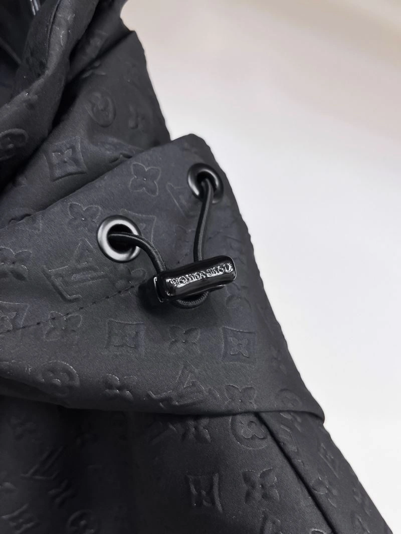 WrinkleFree Louis Vuitton Outwear 133829