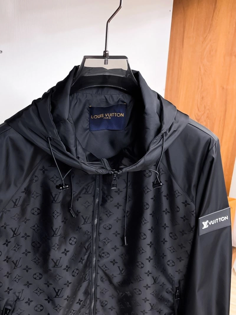 Louis Vuitton Outwear Sophisticated 133832