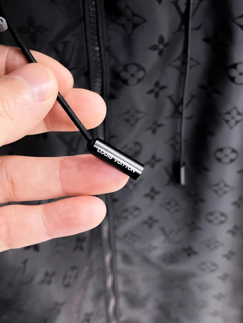 Louis Vuitton Outwear Sophisticated 133832