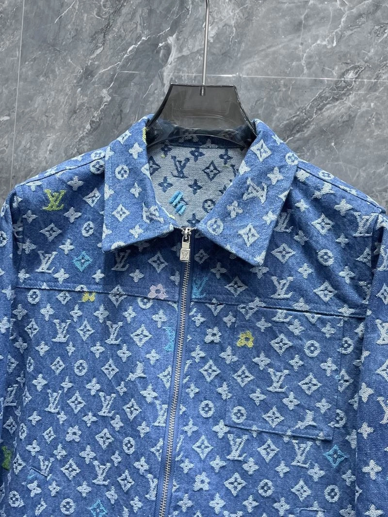 Contemporary Louis Vuitton Outwear 133814