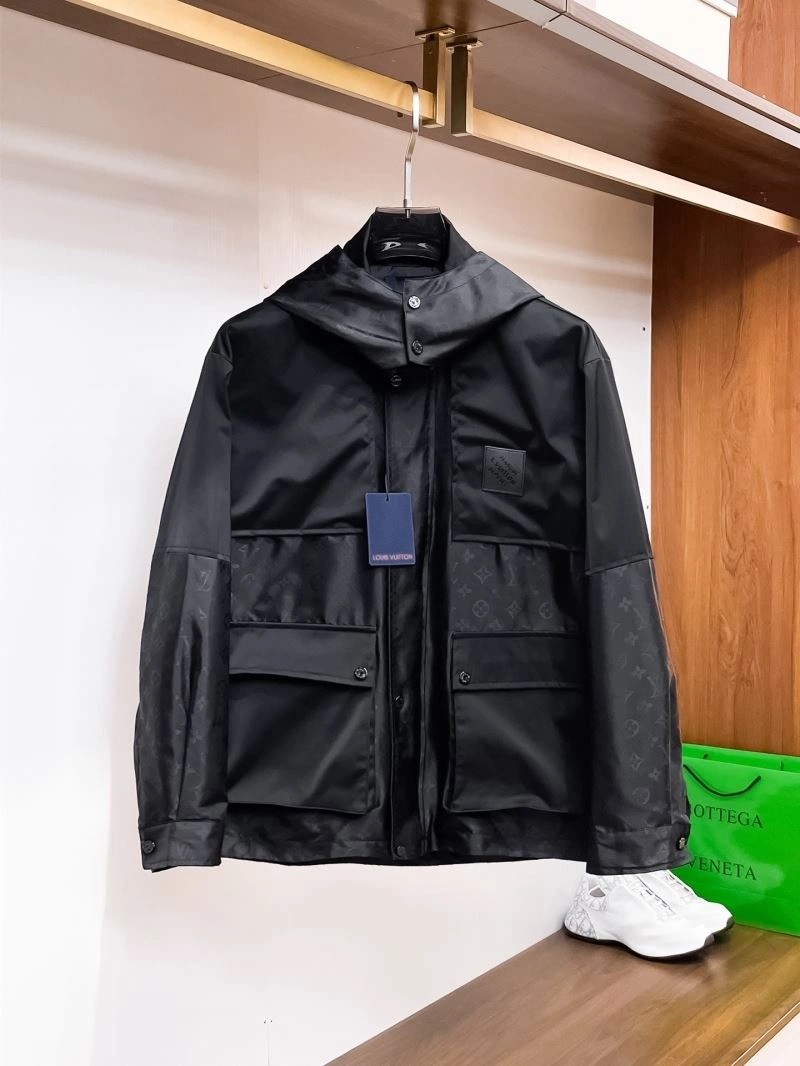 StreetReady Louis Vuitton Outwear 133802