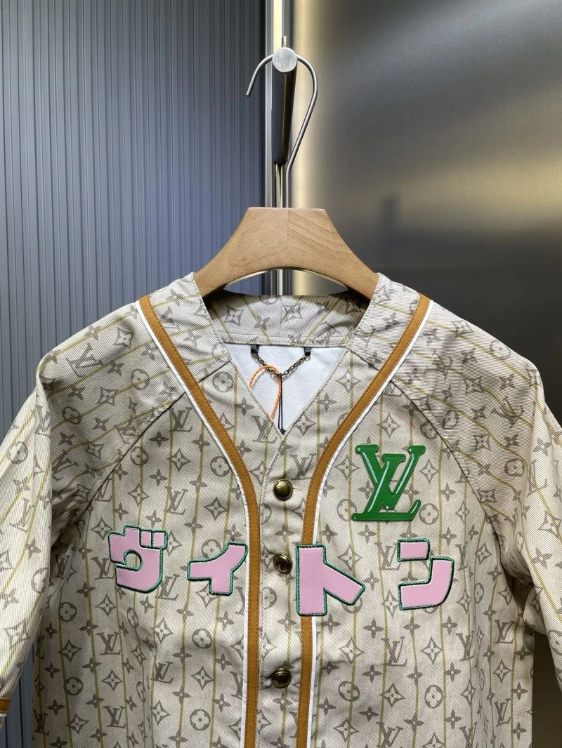 UrbanChic Louis Vuitton Outwear 133780