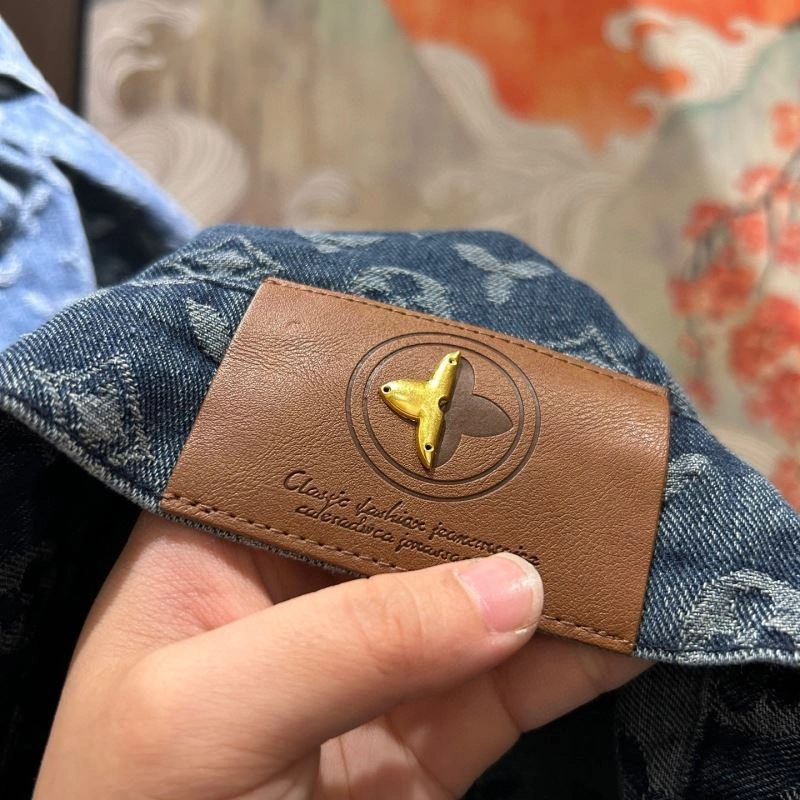 TravelReady Louis Vuitton Outwear 132960