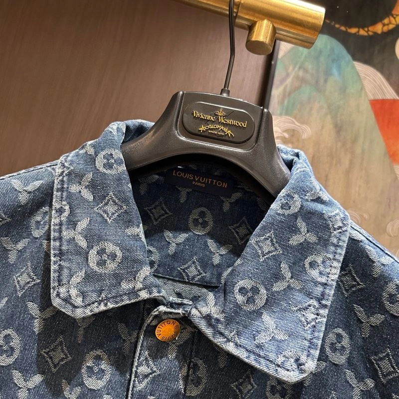 TravelReady Louis Vuitton Outwear 132960