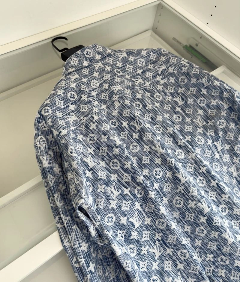 Supportive Louis Vuitton Outwear 132970