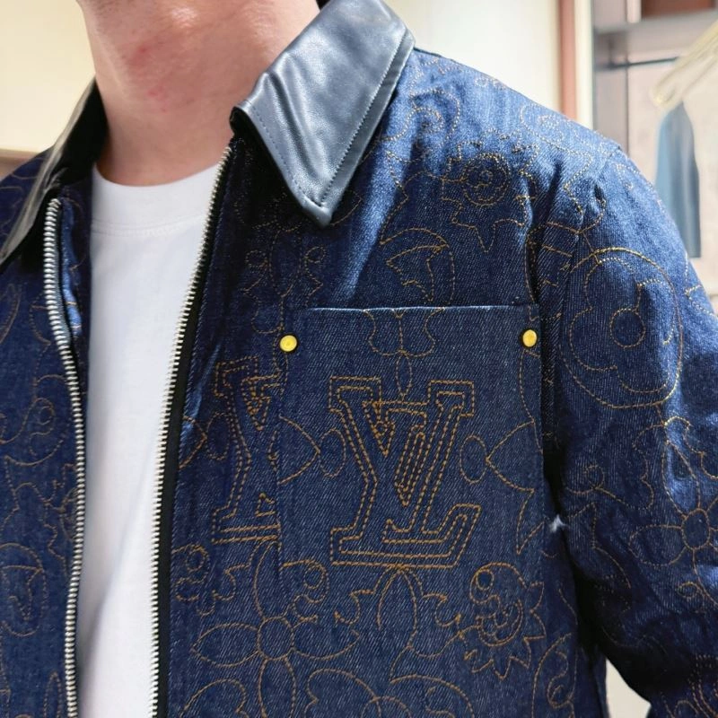 GoodFit Louis Vuitton Outwear 132977