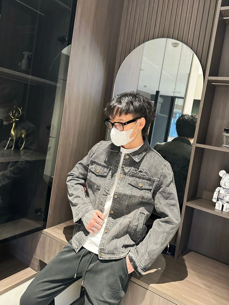 Durable Louis Vuitton Outwear 132962
