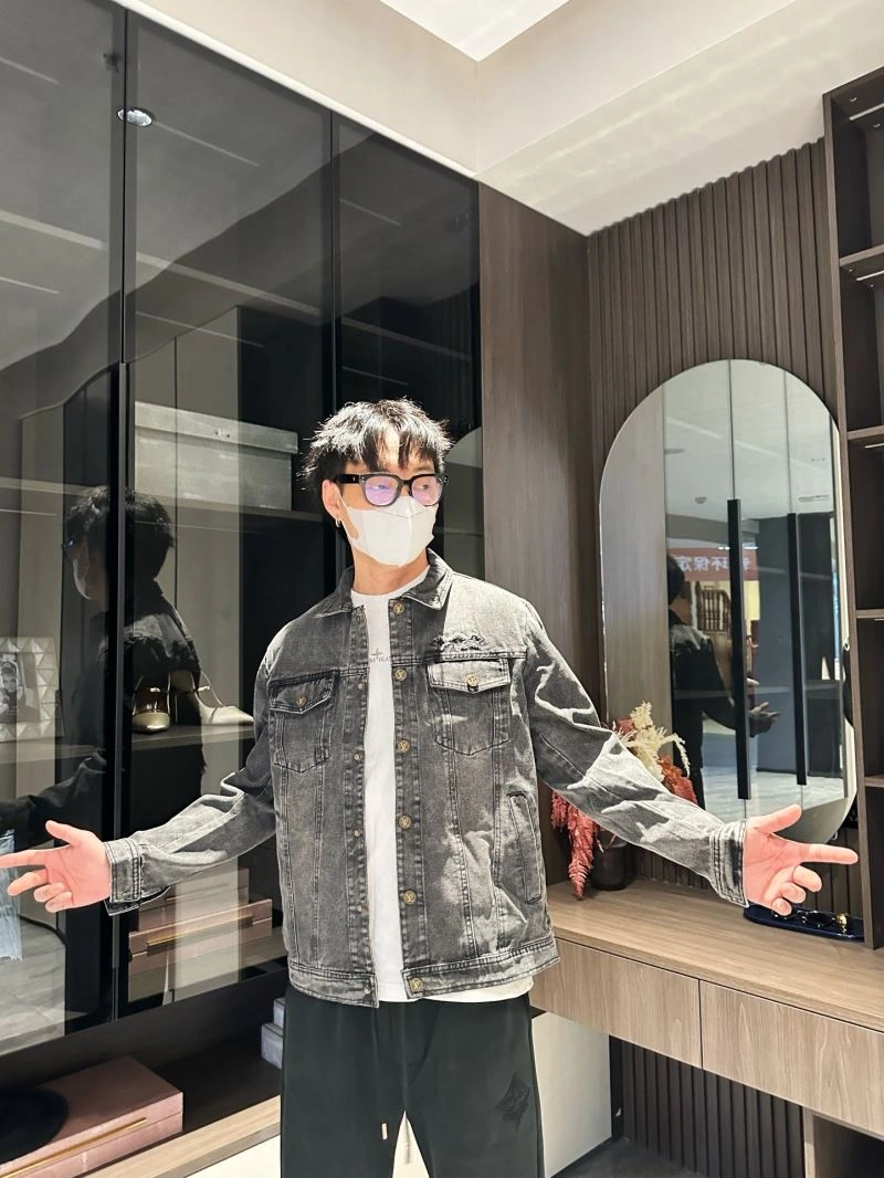 Durable Louis Vuitton Outwear 132962