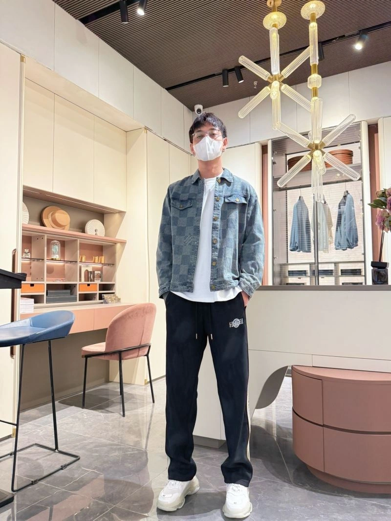 Louis Vuitton Outwear Modern 132973