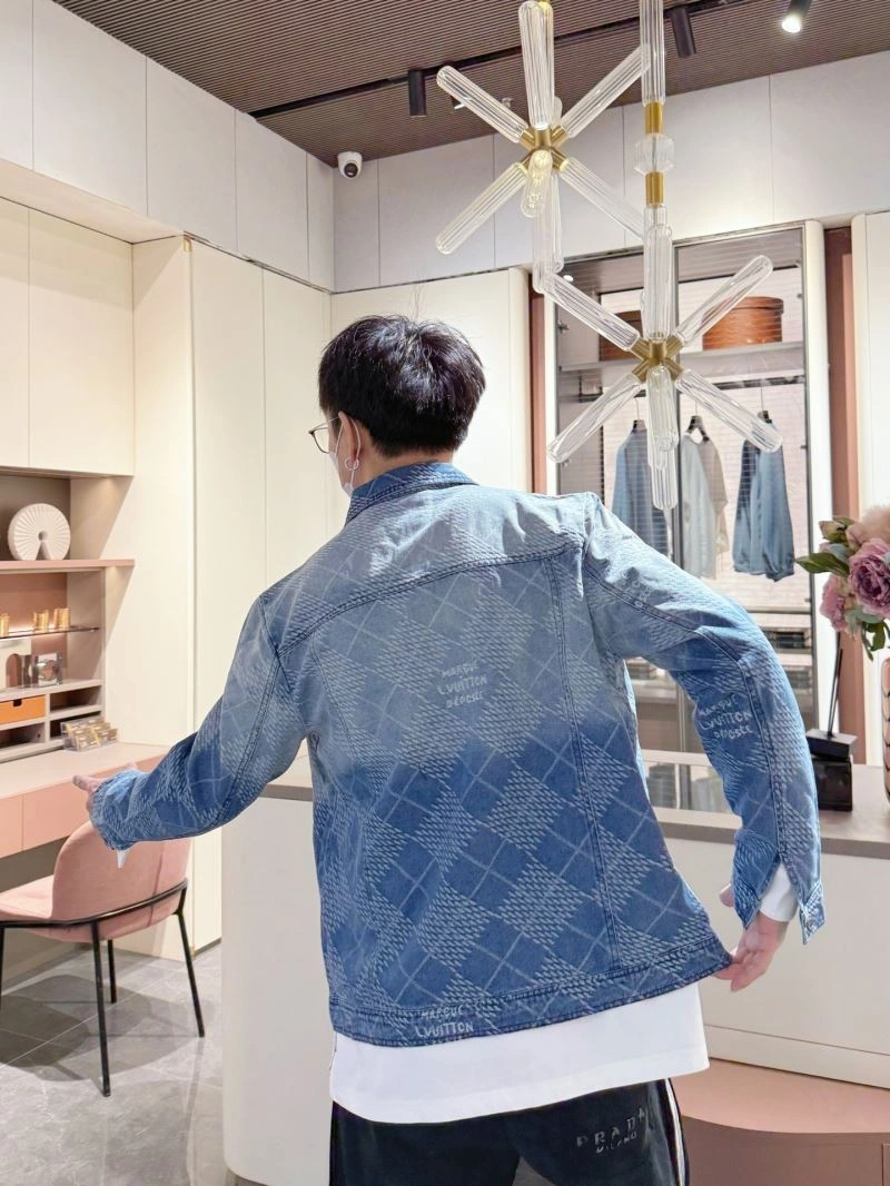 Louis Vuitton Outwear TravelReady 132956