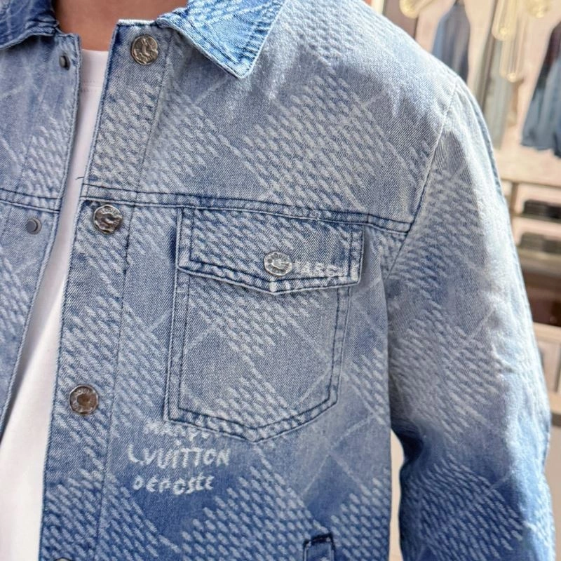 Louis Vuitton Outwear TravelReady 132956
