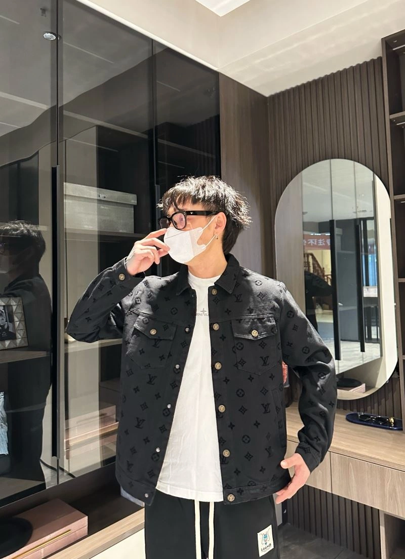 NewStyle Louis Vuitton Outwear 132972