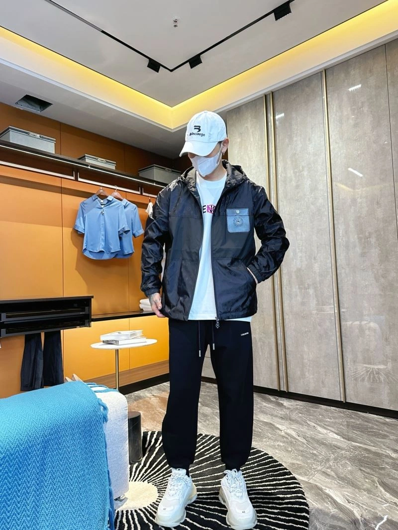 GoAnywhere Louis Vuitton Outwear 132969