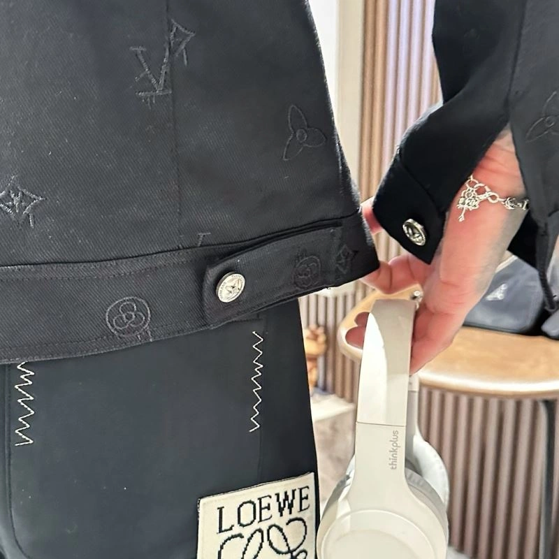 EasyCare Louis Vuitton Outwear 132965