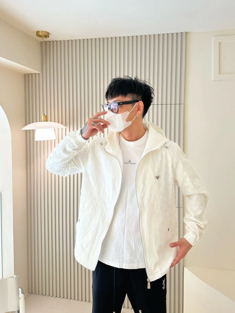 Louis Vuitton Outwear TechFriendly 132945