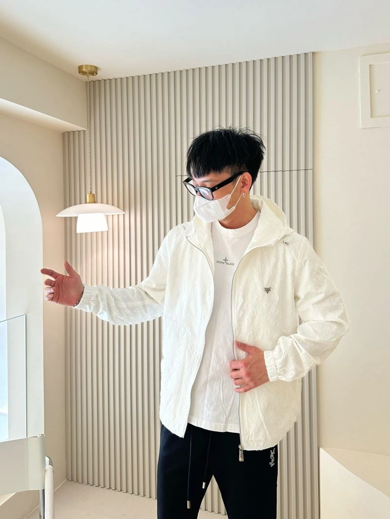 Louis Vuitton Outwear TechFriendly 132945