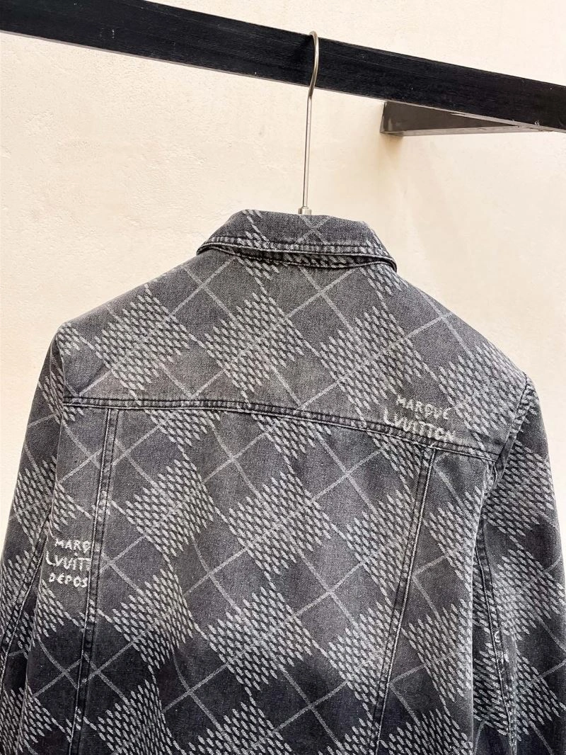 Louis Vuitton Outwear TimelessDesign 132942