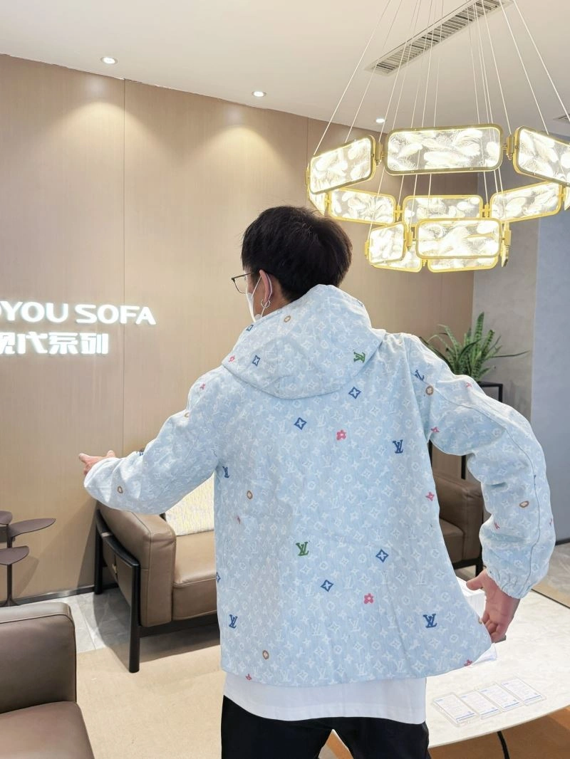 Louis Vuitton Outwear Versatile 132917