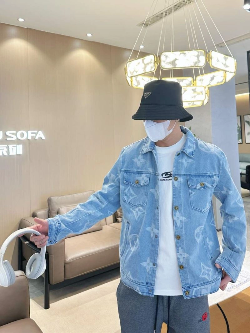 Louis Vuitton Outwear AllSeason 132916