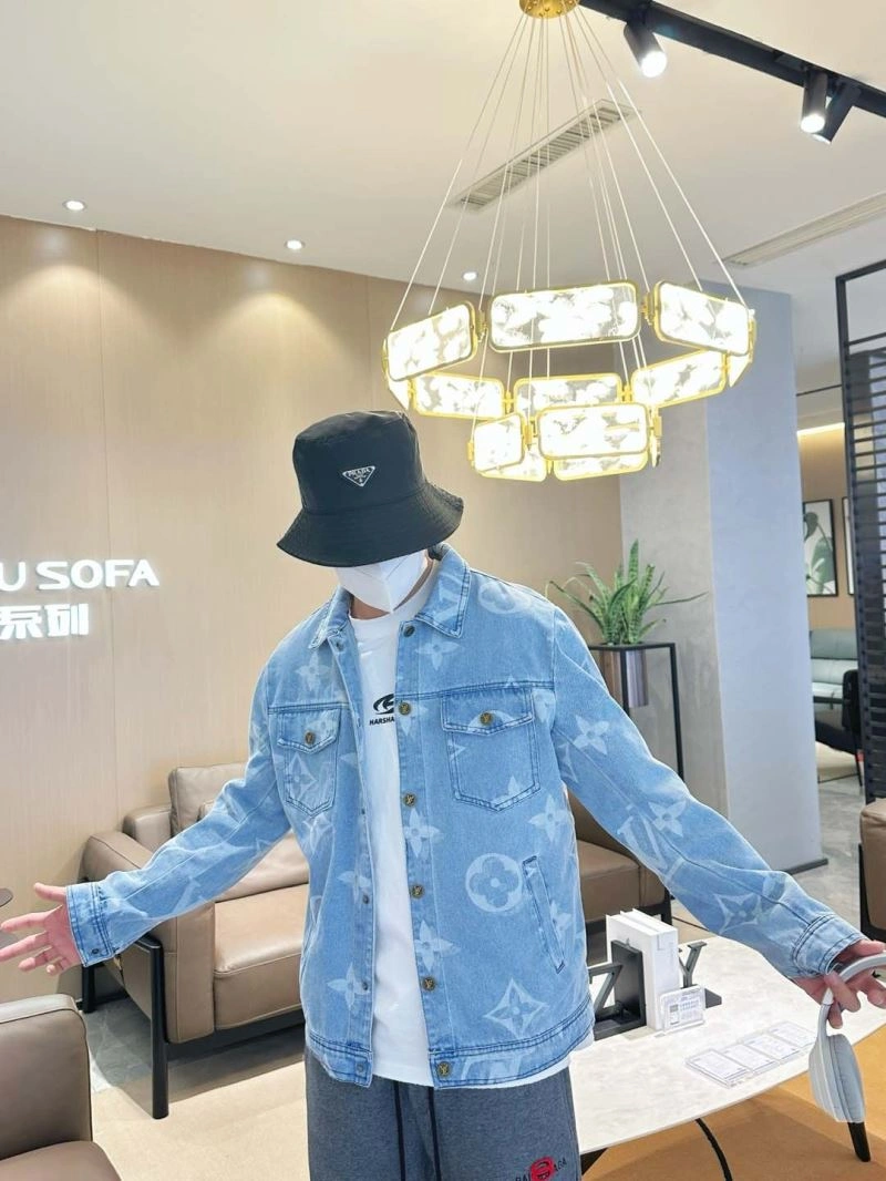 Louis Vuitton Outwear AllSeason 132916