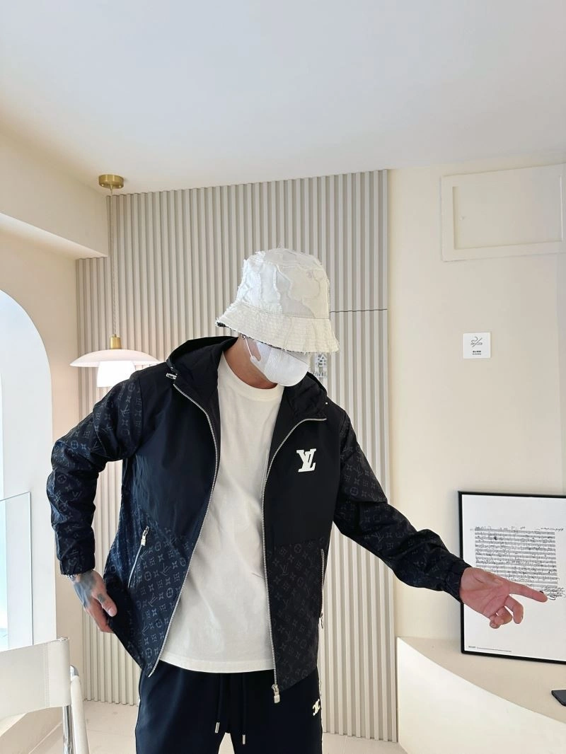 Louis Vuitton Outwear ComfortFit 132925