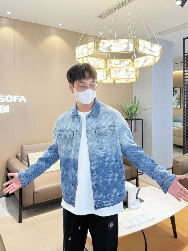 Louis Vuitton Outwear Supportive 132913