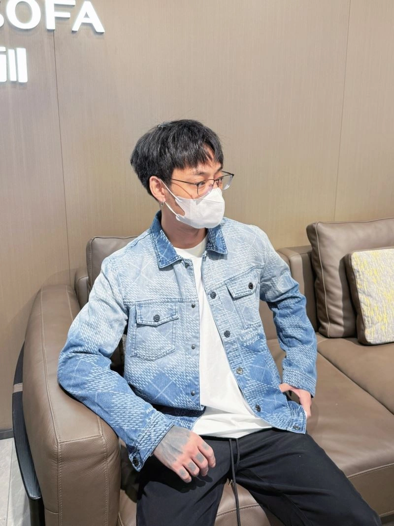 Louis Vuitton Outwear Supportive 132913