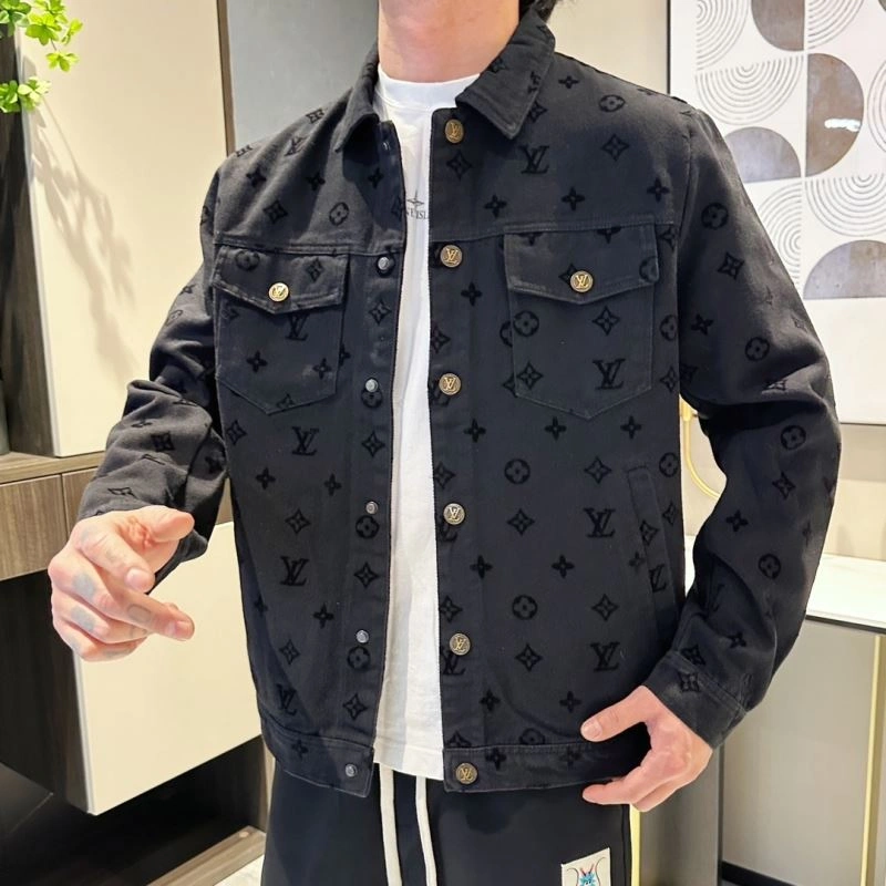 Soft Louis Vuitton Outwear 132924
